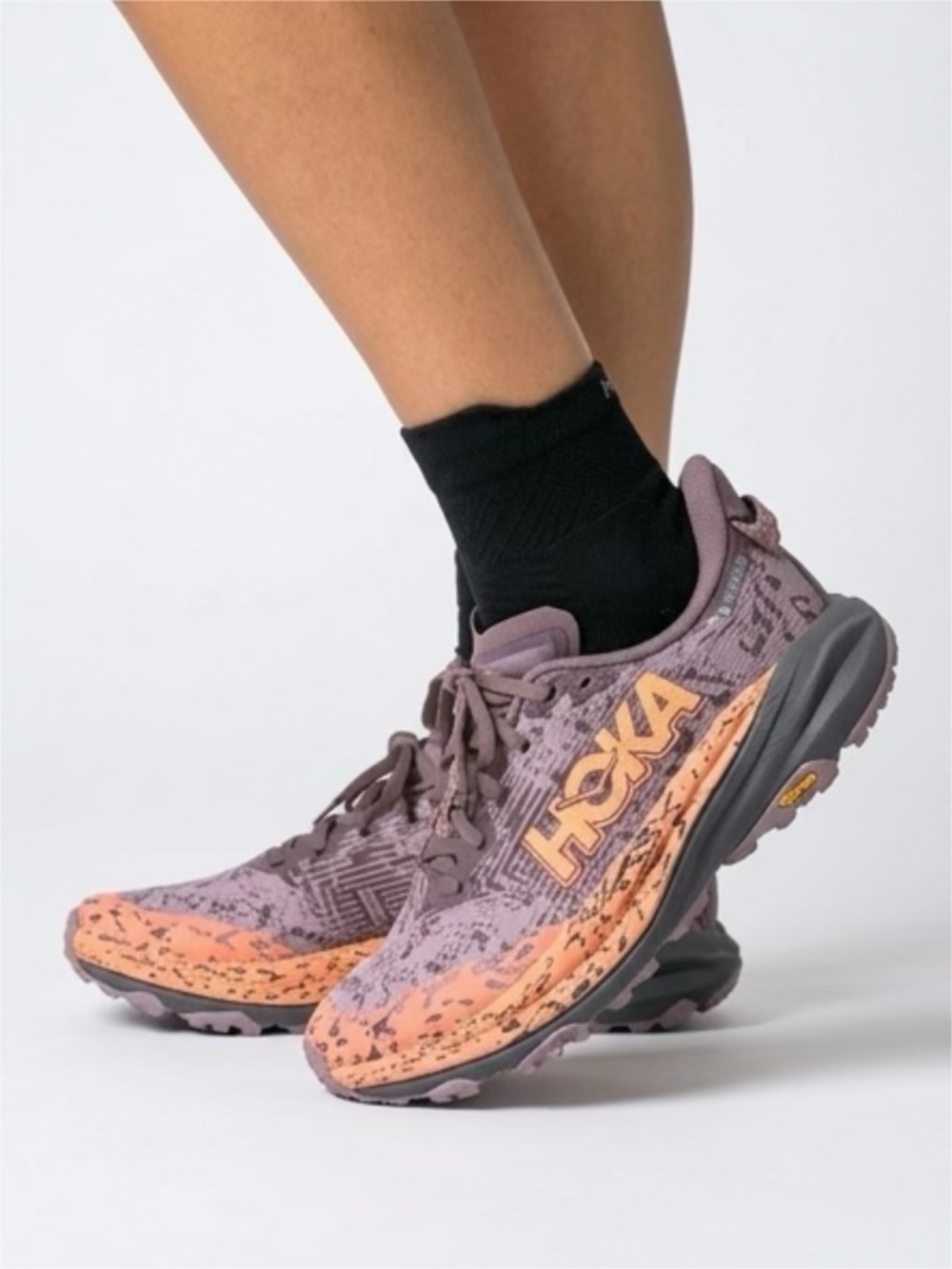 Hoka Speedgoat 6 GTX Trail Hiking Running Shoe Smoky Quartz Women Size 7.5